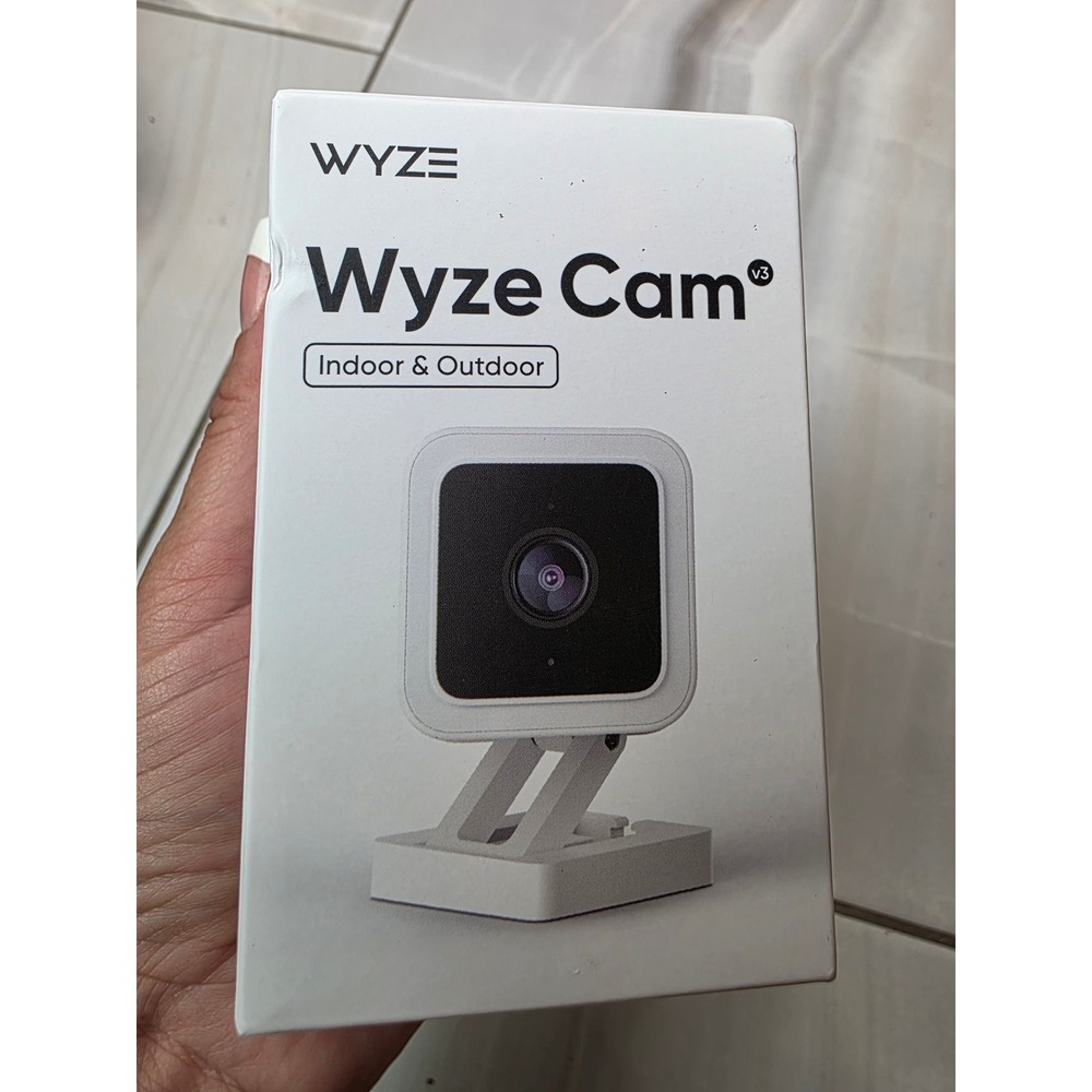 Wyze Cam v3 Wired 1080p HD Indoor Outdoor Smart Home Security Camera‎ White B2